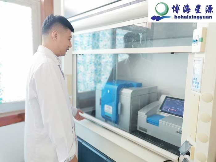 UV3000B全自動(dòng)紫外測(cè)油儀客戶安裝調(diào)試現(xiàn)場(chǎng)